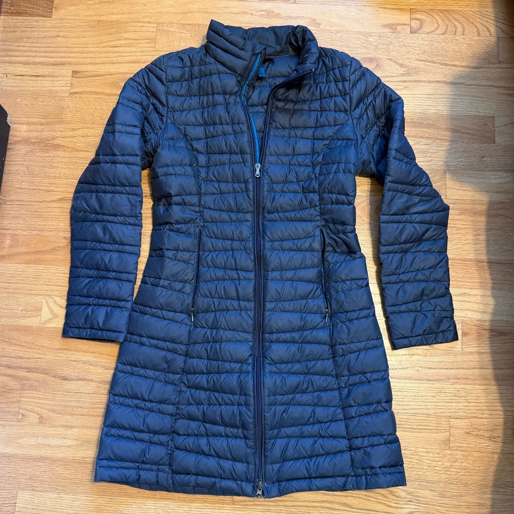 Patagonia Women's Dark Grey Quilted Down Puffer Coat